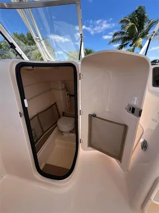 Bathroom aboard Hatchling